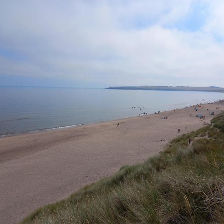 Holiday Home Forfar Buitenkant foto